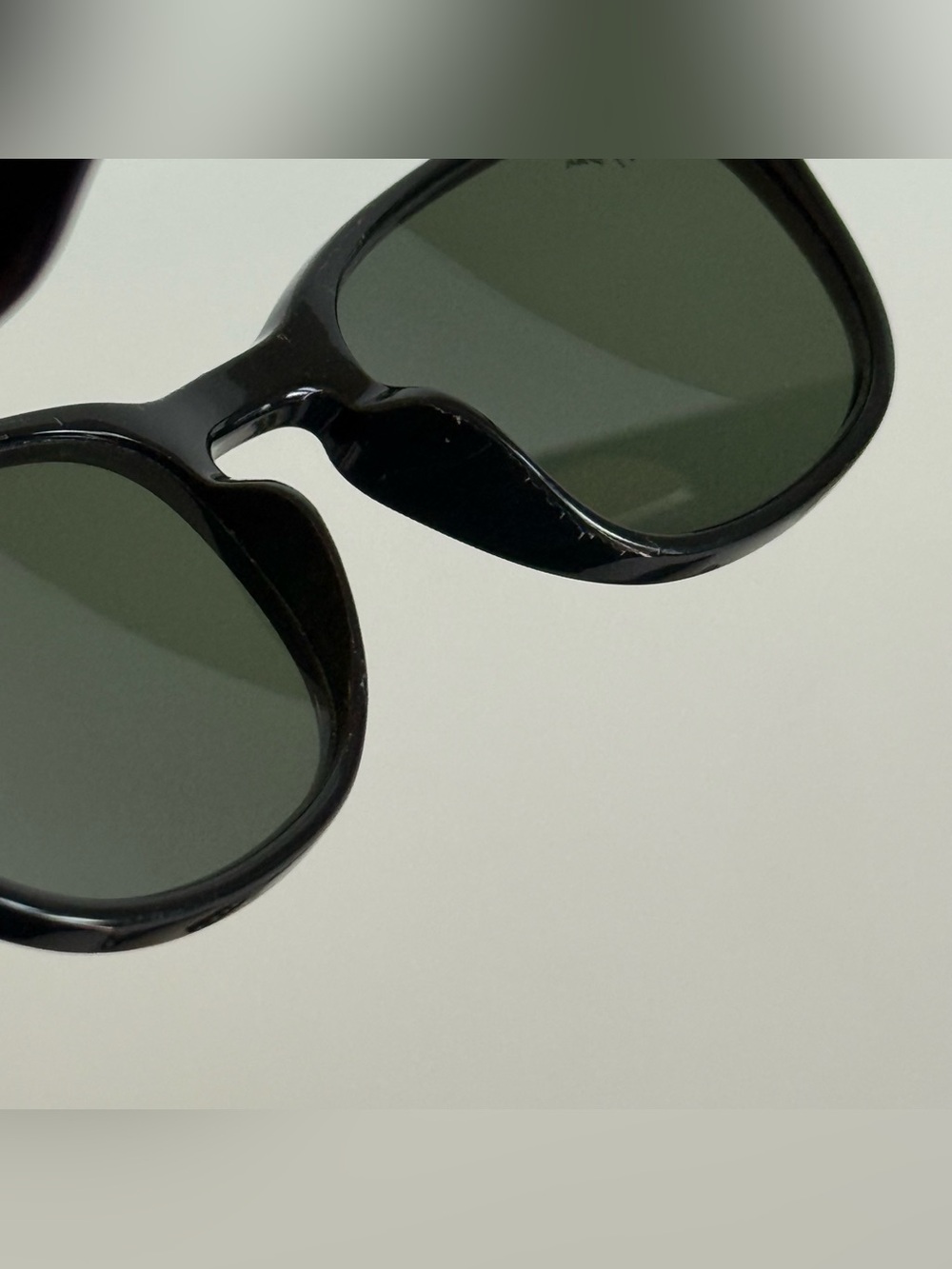 Ray-Ban RB4140 601 3N Wayfarer Style Black Sunglasses with Case - Picture 3 of 11